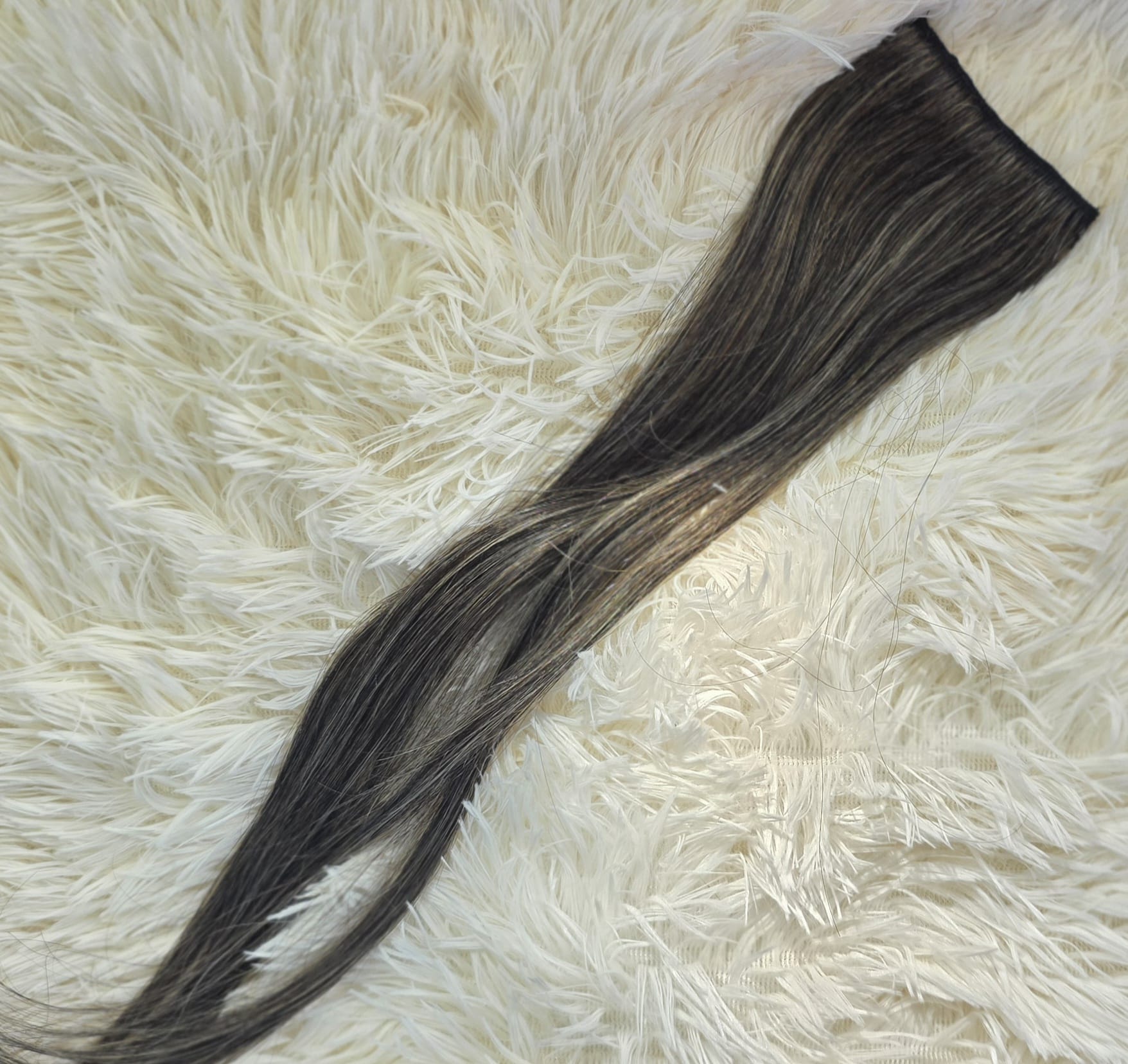 Clip Ins 100% human Raw Hair - 10 Grams for $29 (20 Inch) for each